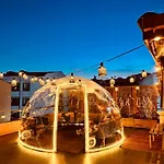 Waterfront Apartment By The Tram - Terrace With Dome & Golden Horn View In Fatih