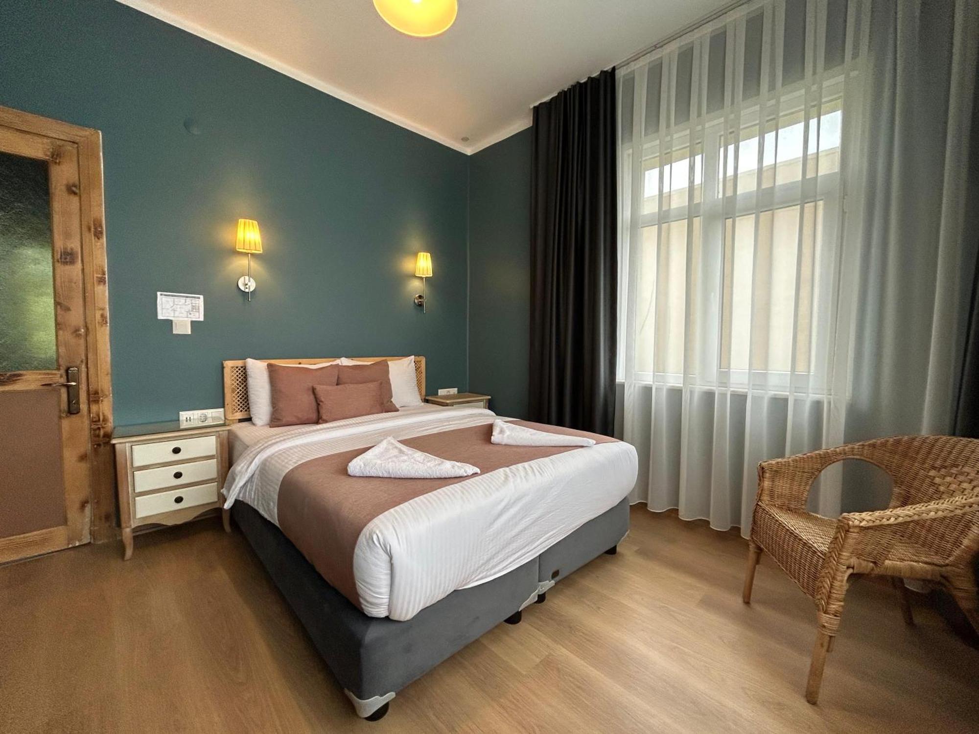 Waterfront By The Tram - Terrace With Dome & Golden Horn View In Fatih Appartement Istanboel